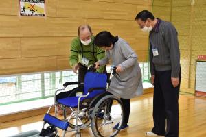 車椅子操作の実習